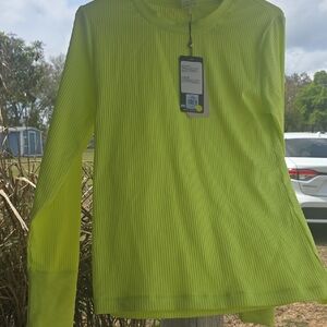 Calia Lime Long Sleeve Top Size LARGE NWT